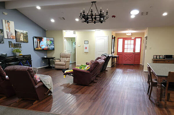 Living Room at Cypress Assisted Living's Drake Prairie Lane Senior Living Facility